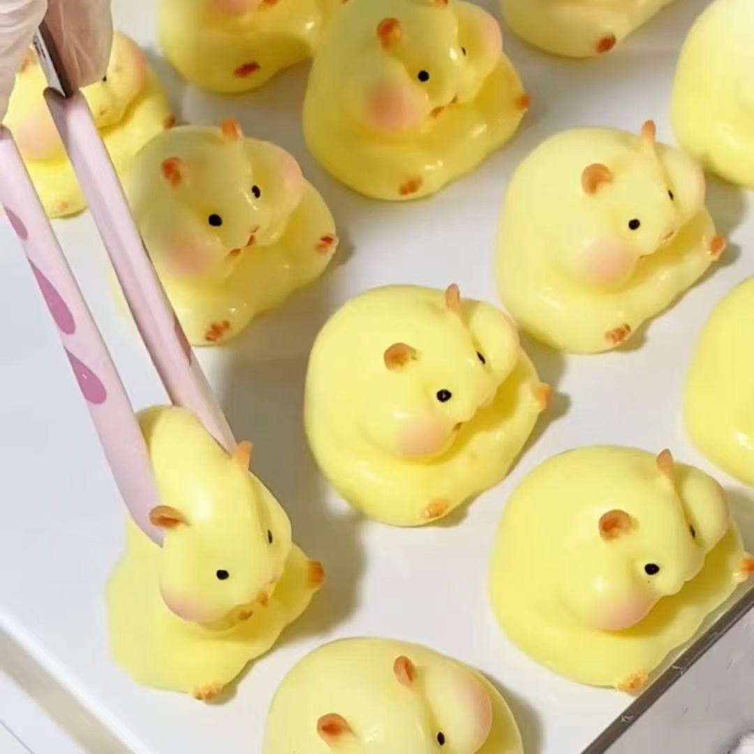 Handmade Squishy Hamster Stress Relief Taba Squishy Toy with Flocking