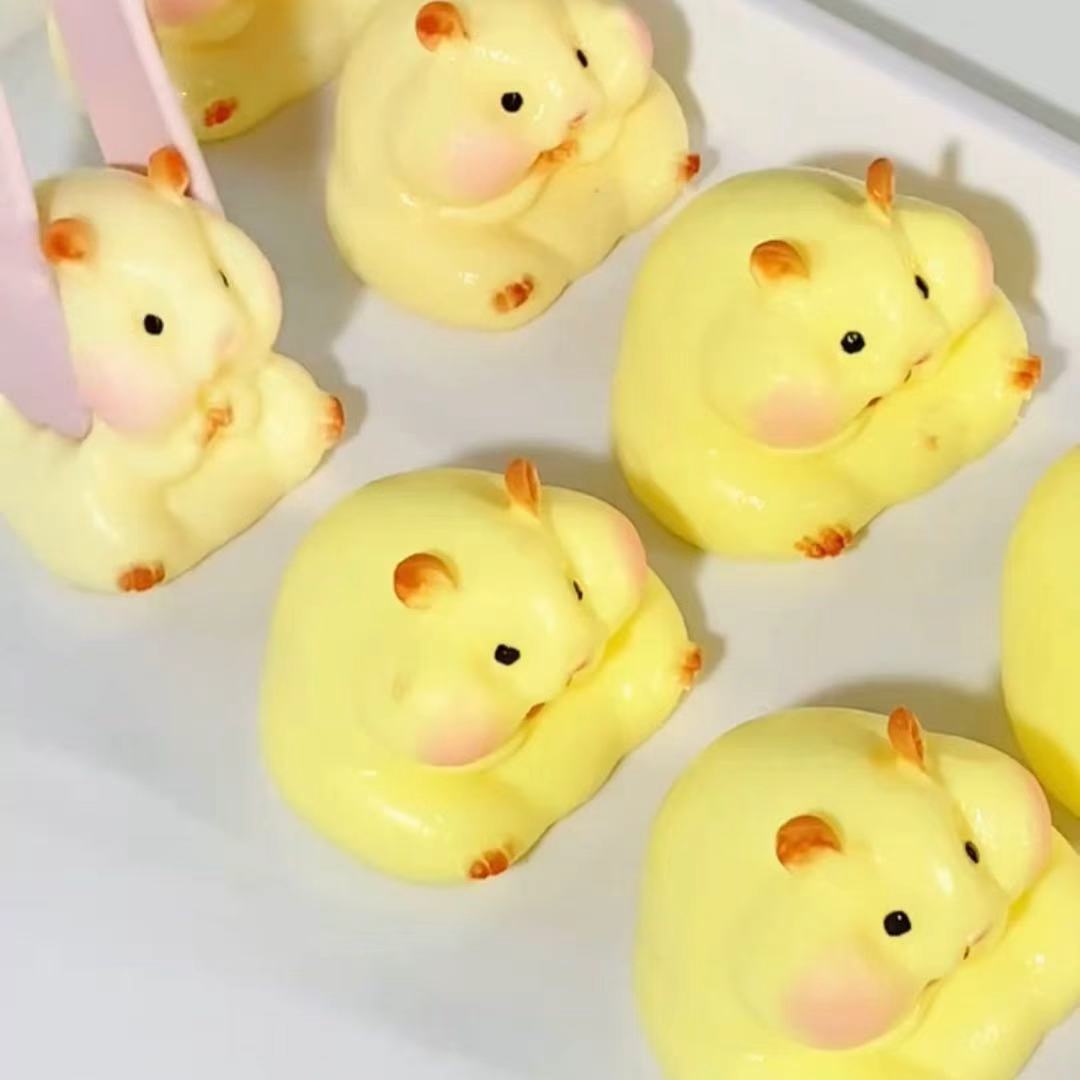 Handmade Squishy Hamster Stress Relief Taba Squishy Toy with Flocking