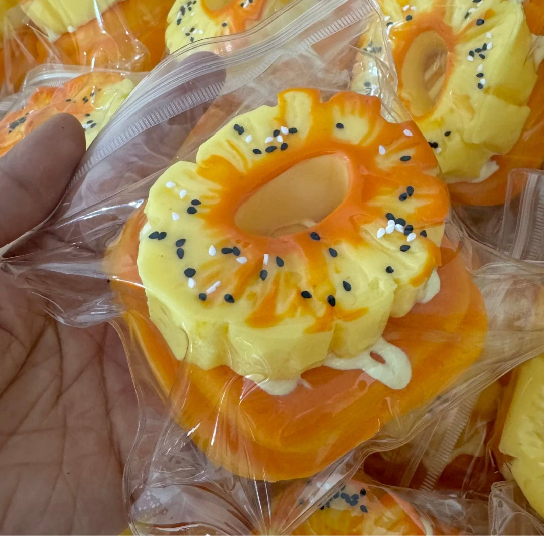 Pineapple bread squishy toys