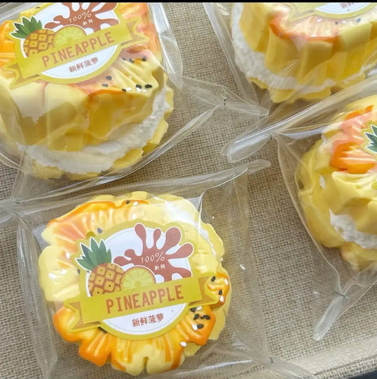 Pineapple bread squishy toys